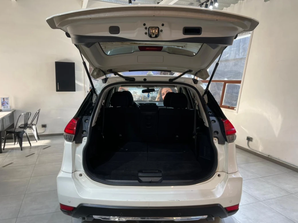 imagen 0 de vehiculo con id 2182